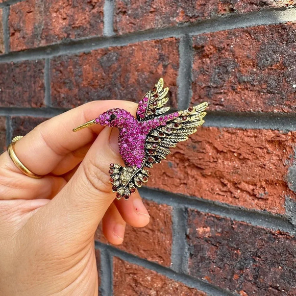 Hummingbird Pink Crystal Pin Brooch - Picture 7 of 11